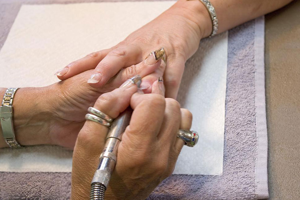 Top 3 best nail technician schools